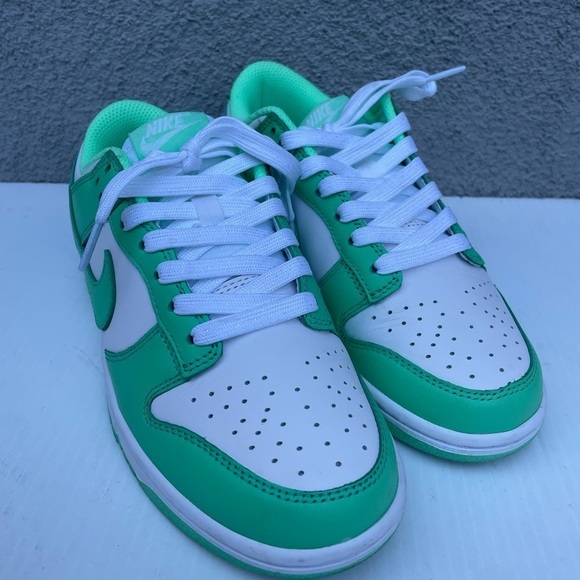 Nike Dunk Low In Green Glow/White Size US 5 EUR 37.5 - Picture 5 of 13